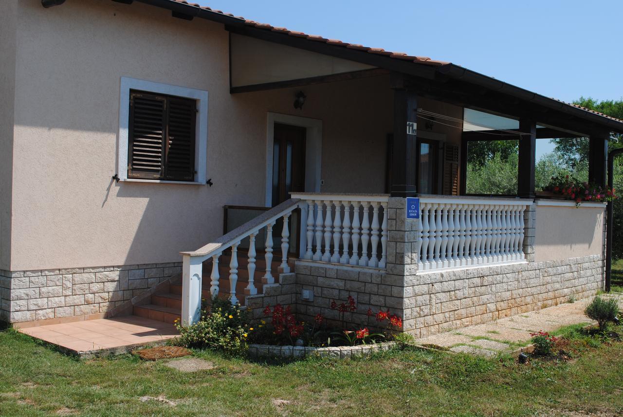 Holiday Home Ana Pula Exteriér fotografie
